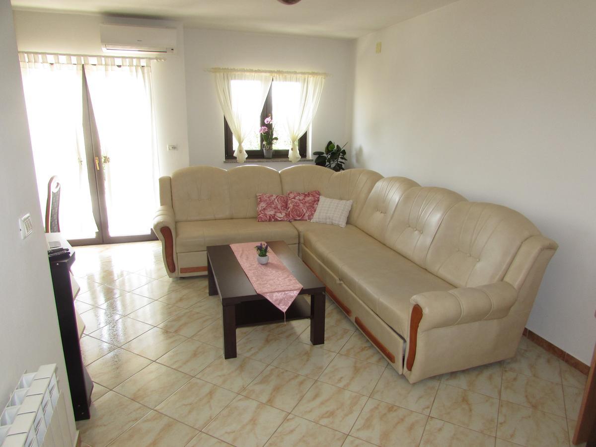 Goga Apartment