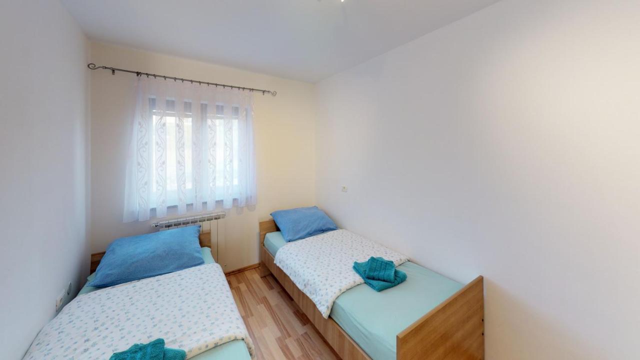 Goga Apartment